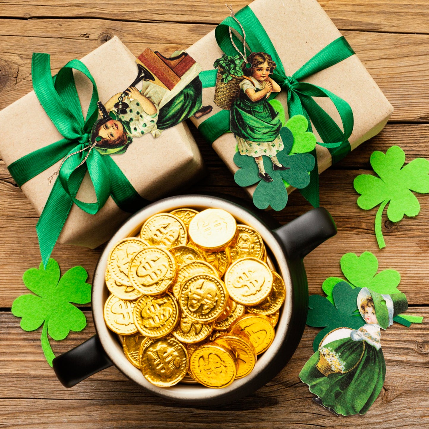 46PCS St Patricks Day Hanging Decoration, Irish Vintage Green Hanging Pendant Ornaments, Lucky Irish Day Wood Crafts Windows Fireplace Wall Home Decor Party Supplies Decorations Holiday Gift for Kids